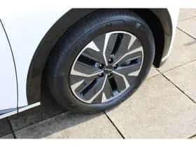 Kia EV6 (2022) thumbnail 64