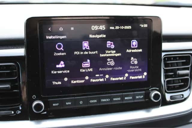 Kia Stonic (2024) thumbnail 23
