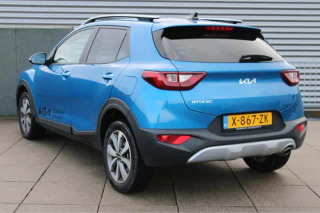 Kia Stonic (2024) thumbnail 5