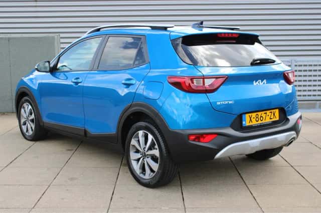 Kia Stonic (2024) thumbnail 6