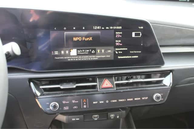Kia Niro EV (2025) thumbnail 24