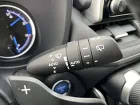 Toyota RAV4 (2021) thumbnail 25
