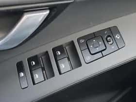 Kia Niro (2024) thumbnail 35