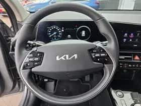 Kia Niro (2024) thumbnail 36