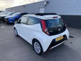 Toyota Aygo (2019) thumbnail 45