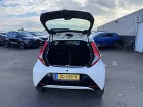 Toyota Aygo (2019) thumbnail 51