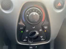 Toyota Aygo (2019) thumbnail 64