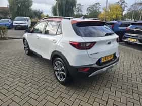 Kia Stonic (2020) thumbnail 33