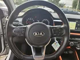 Kia Stonic (2020) thumbnail 39