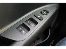 Kia Stonic (2024) thumbnail 25