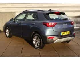 Kia Stonic (2024) thumbnail 5