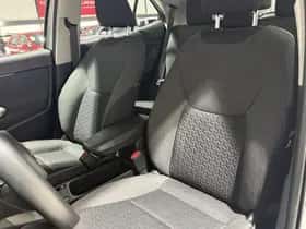 Toyota Yaris-cross (2024) thumbnail 32