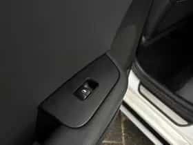 Kia Proceed (2024) thumbnail 13