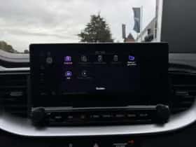 Kia Proceed (2024) thumbnail 5
