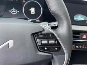 Kia EV6 (2024) thumbnail 18