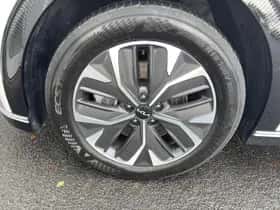 Kia EV6 (2024) thumbnail 9