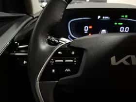 Kia Niro (2023) thumbnail 12