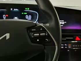 Kia Niro (2023) thumbnail 13