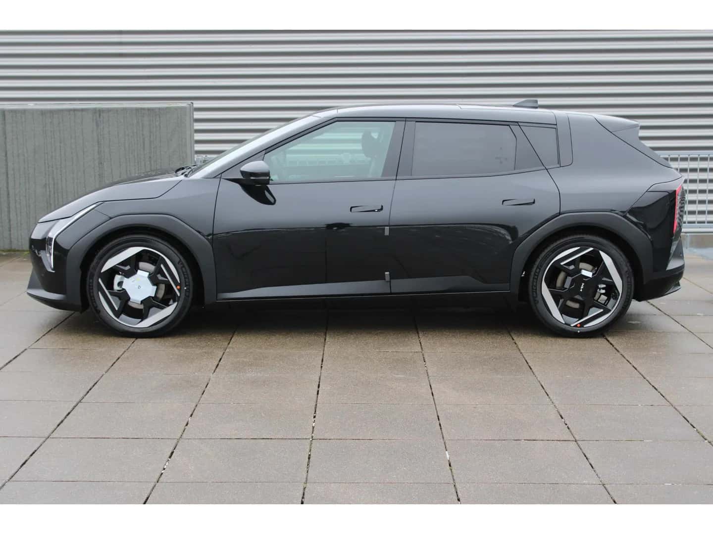 Kia EV4 (2025) — foto 1