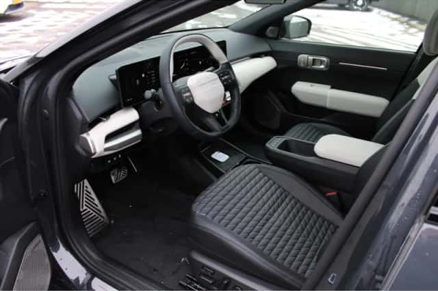 Kia EV4 (2025) thumbnail 15