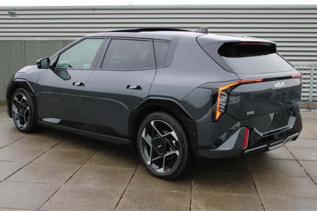 Kia EV4 (2026) thumbnail 5