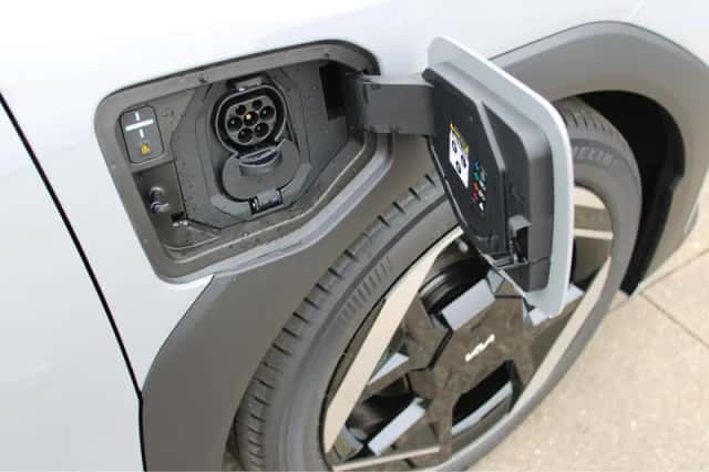 Kia EV4 (2026) thumbnail 11