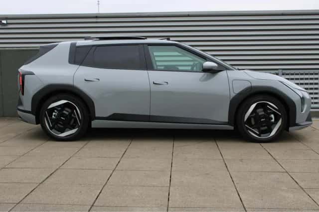 Kia EV4 (2026) thumbnail 9