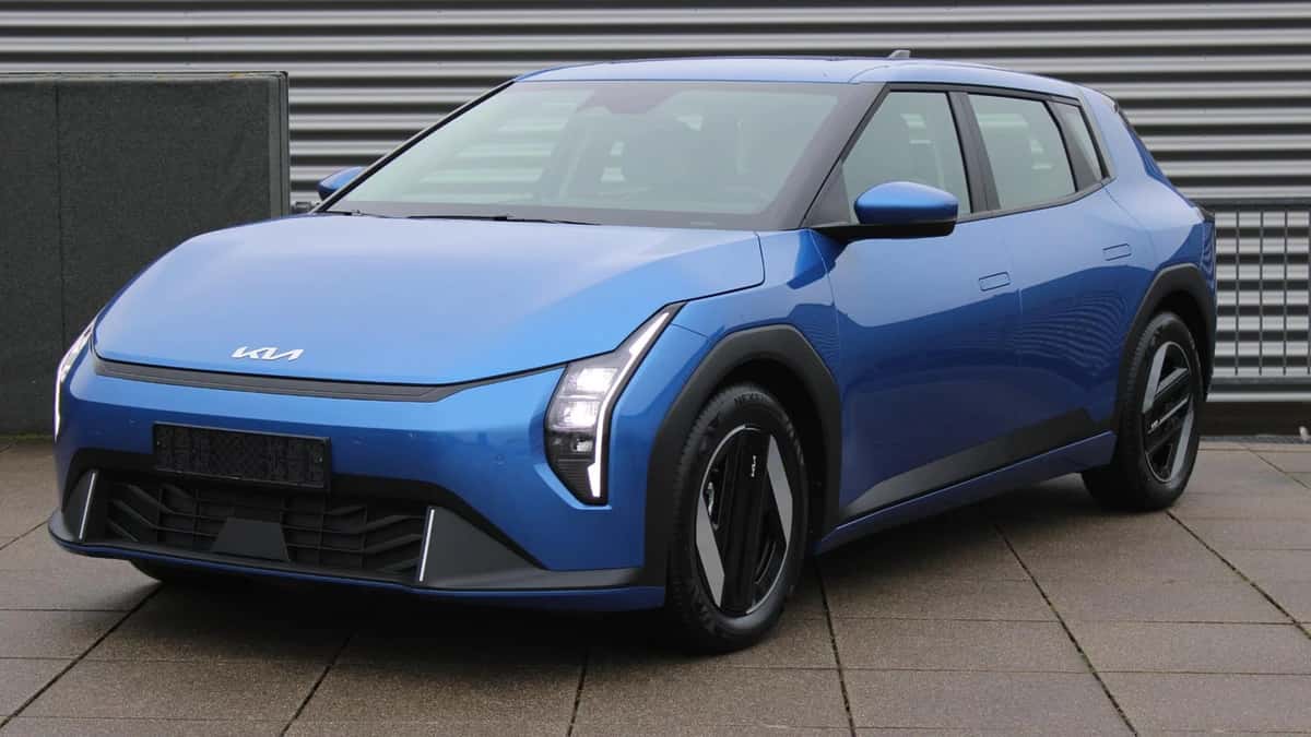 Kia EV4 (0) — foto 1