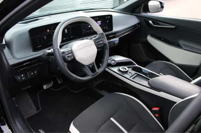 Kia EV6 (2024) thumbnail 14