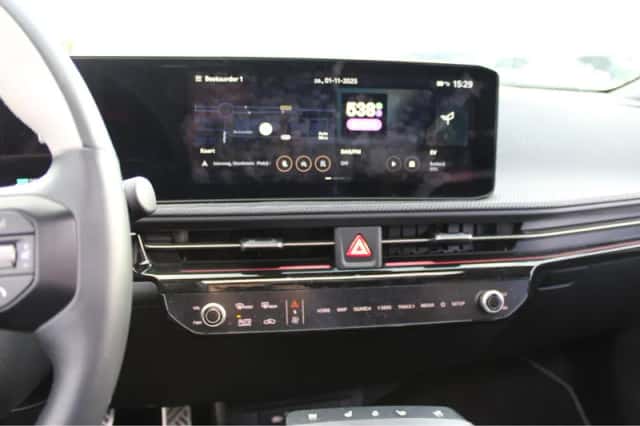 Kia EV6 (2024) thumbnail 16