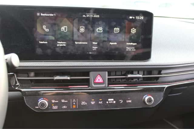 Kia EV6 (2024) thumbnail 24