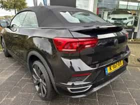 Volkswagen T-Roc (2020) thumbnail 4