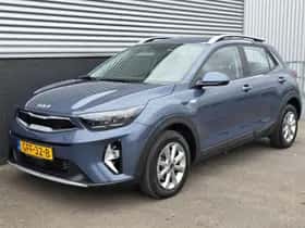 Kia Stonic (2024) thumbnail 3