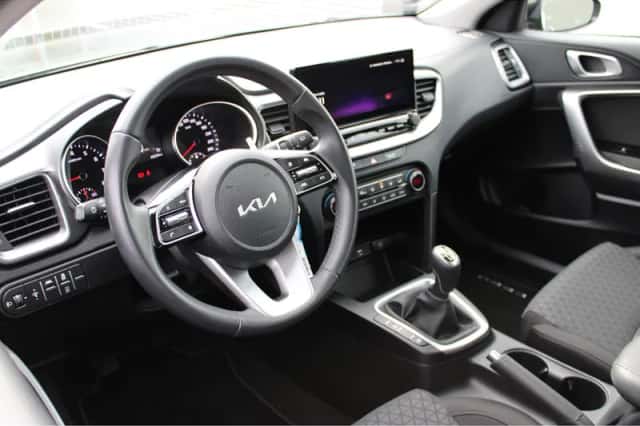 Kia Ceed Sportswagon (2025) thumbnail 15