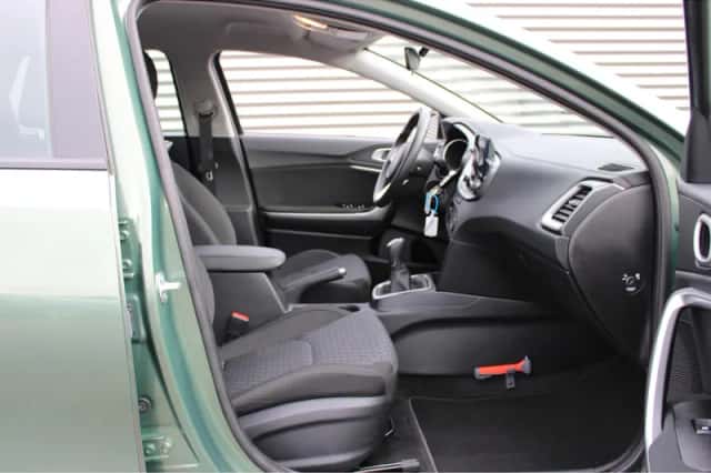 Kia Ceed Sportswagon (2025) thumbnail 10