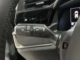Lexus RZ (0) thumbnail 48