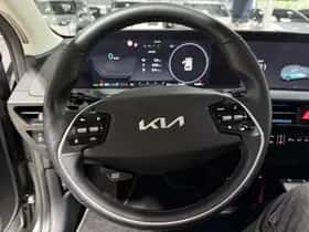 Kia EV6 (2024) thumbnail 10