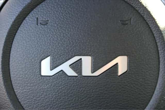 Kia Proceed (2024) thumbnail 14