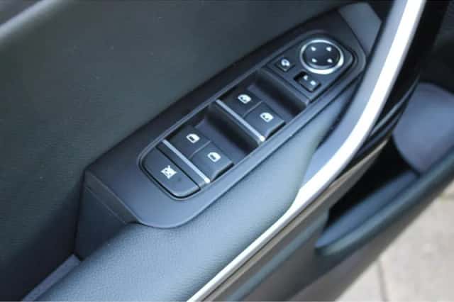 Kia Proceed (2024) thumbnail 10