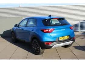 Kia Stonic (2025) thumbnail 5