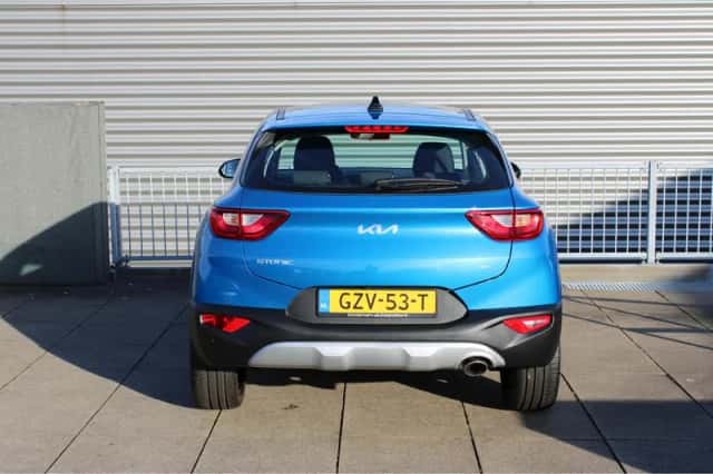 Kia Stonic (2025) thumbnail 6