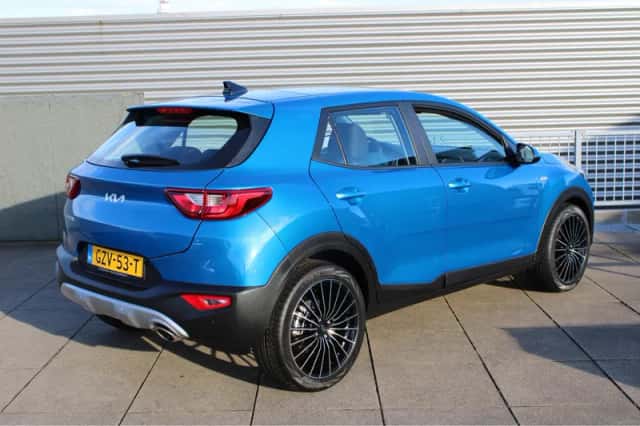 Kia Stonic (2025) thumbnail 7