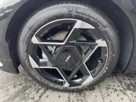 Kia EV4 (2026) thumbnail 10