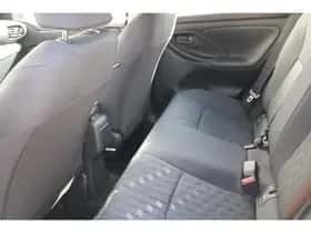 Toyota Yaris (2025) thumbnail 35