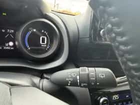 Toyota Yaris-cross (2024) thumbnail 15