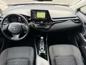 Toyota C-HR (2020) thumbnail 11