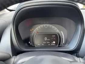Toyota Aygo (2024) thumbnail 38