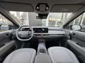 Kia EV3 (2024) thumbnail 8