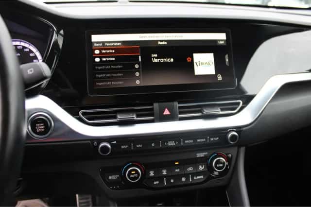 Kia Niro (2019) thumbnail 26