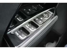 Kia Niro (2018) thumbnail 19